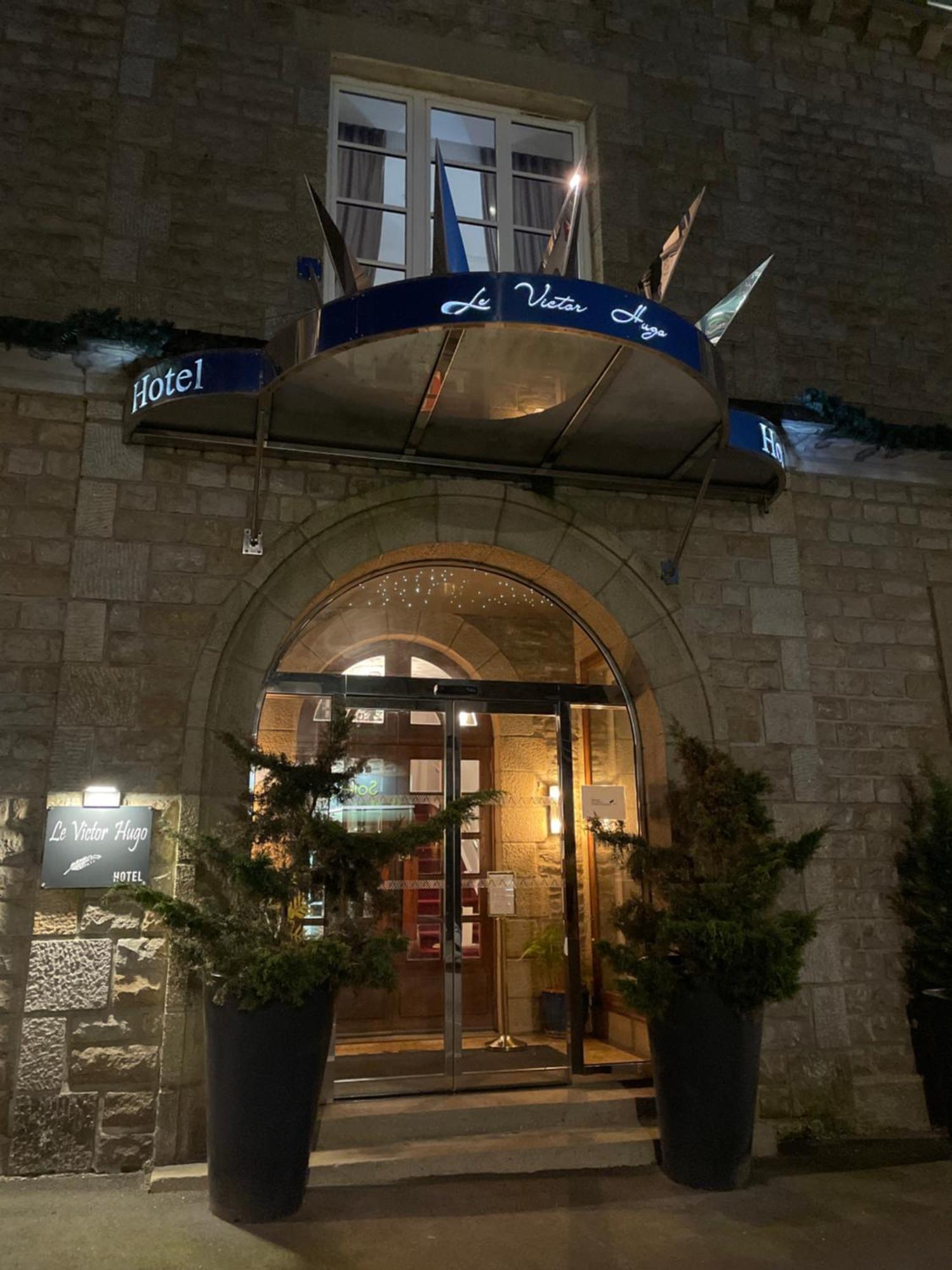 Hotel Victor Hugo Pontorson Eksteriør bilde